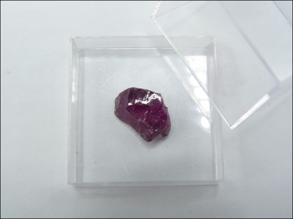 Grossular / Hessonite Tanzania small in box