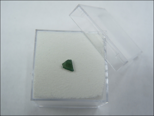 Diamond rough 4-5mm XXL green
