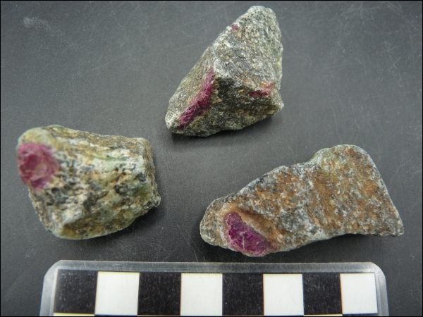 Zoisite with Ruby middle